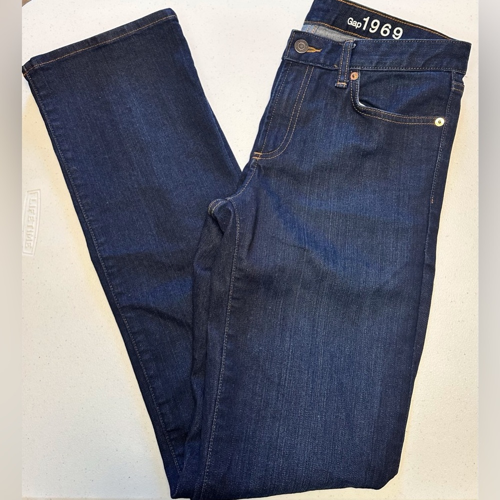GAP Men's Deep Blue Straight Jeans